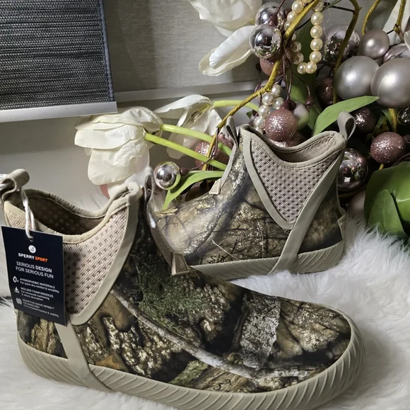 Sperry Men's Cutwater Deck Realtree Rain Boot In OLIVE NEW